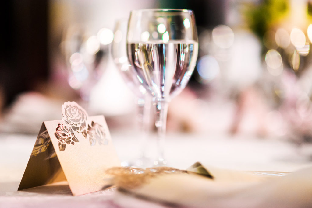 table-with-card